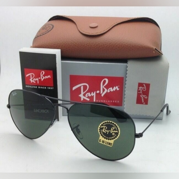 LIKE NEW RayBan Aviator RB3025 Black Ray ban Sunglasses - Picture 4 of 16